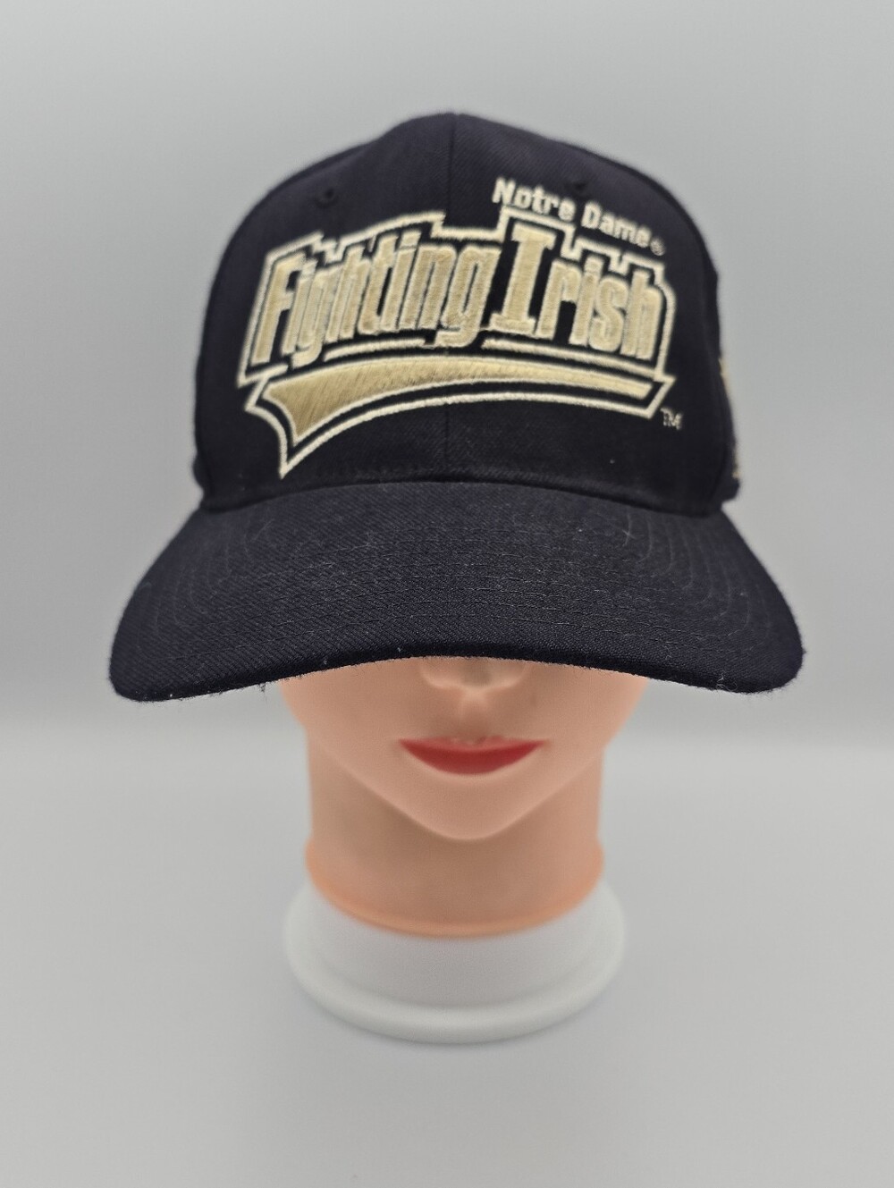 Vintage Starter StarFit Notre Dame Fighting Irish Fitted Hat Size 6 5/8-7 1/8